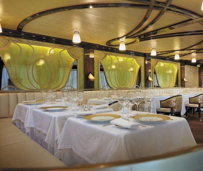 CHARTREUSE CHARTREUSE